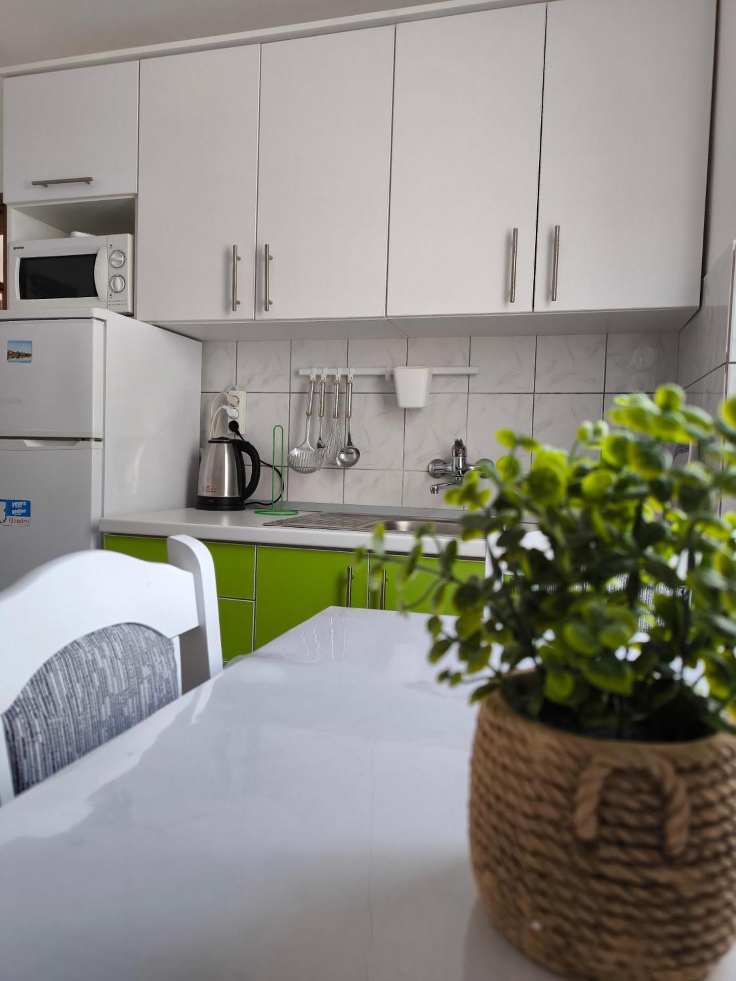 Apartmani Baresic Подгора Экстерьер фото